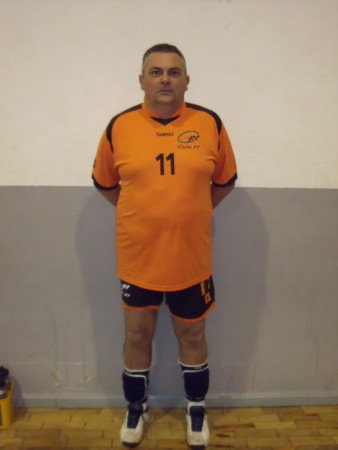 11 - Carlos Oliveira
